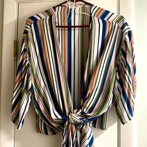 Multicolored tie top